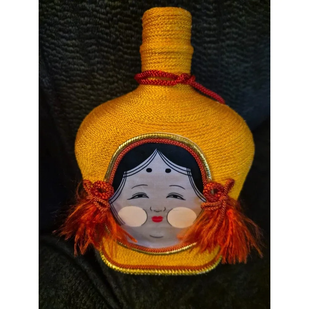 Japanese Decorative Sake Bottle Daruma Whisky Decanter Flask Rope Wrap Doll Face